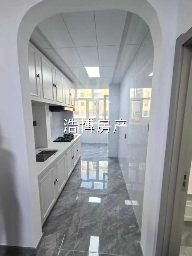 学府华庭2楼