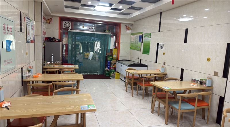 身体原因，店转让，现在正是旺季