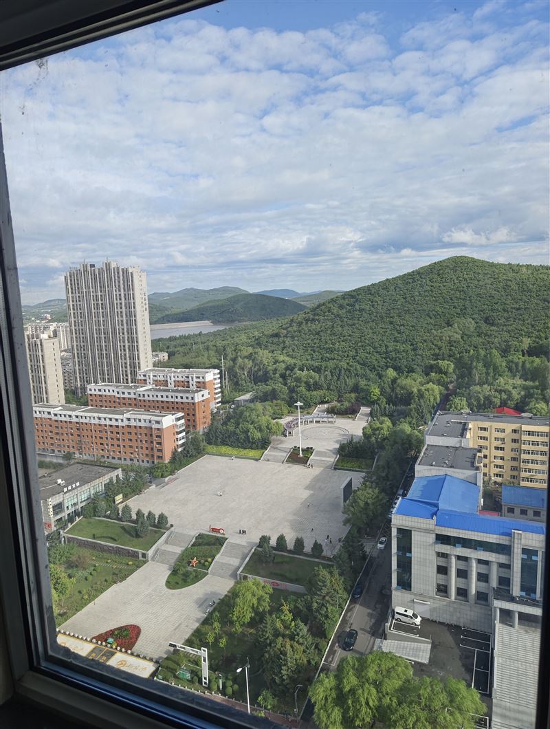 出售学府家园高层