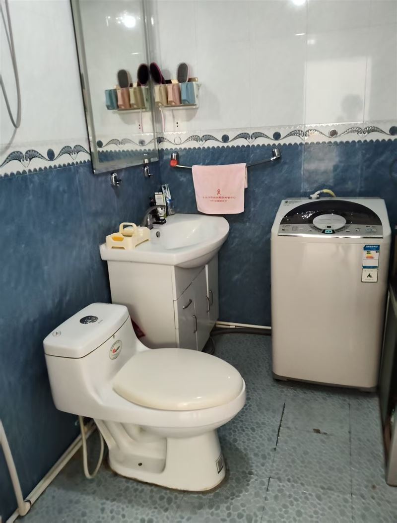 低价出售消防综合楼六楼