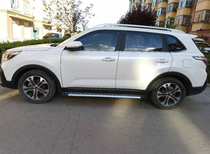 起亚智跑SUV