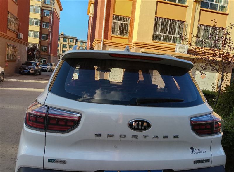 起亚智跑SUV