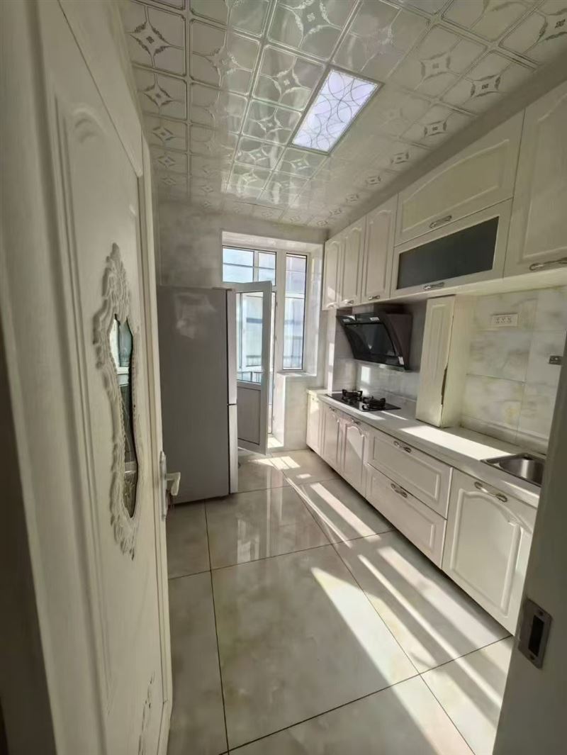 吉卖2楼