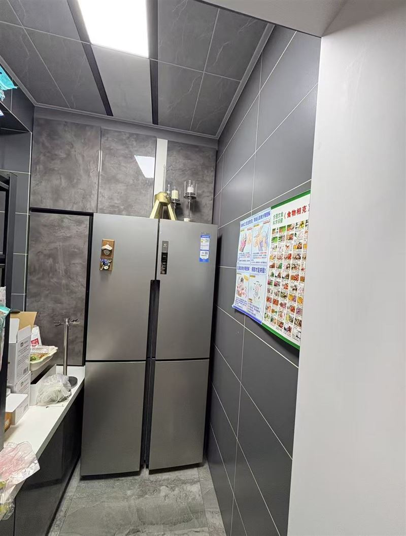 出售七号公馆8楼93平