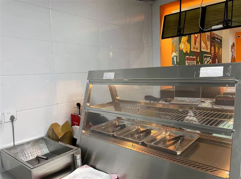 堡斯丁汉堡店外兑