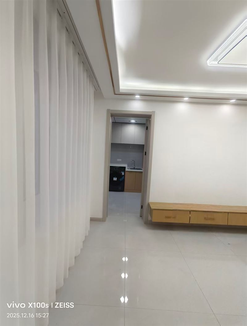 同仁小区303室 