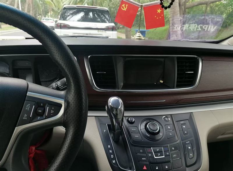 个人GL8商务