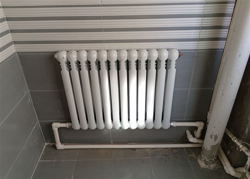 水暖工机器 透地热钻眼做防水木工瓦工