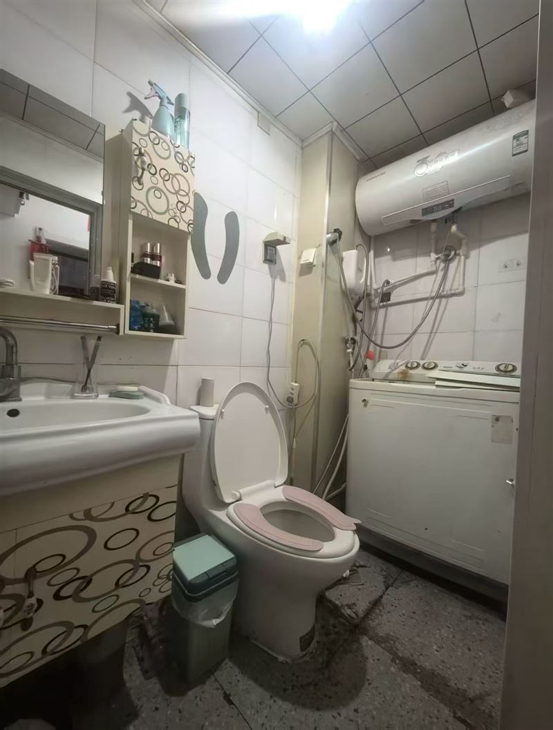 急卖北岸三楼