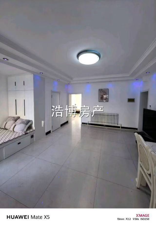 人民公园附近2楼