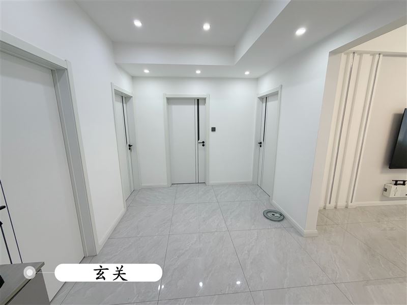 学府路100平好房出售，精装修，拎包入住，全阳格局