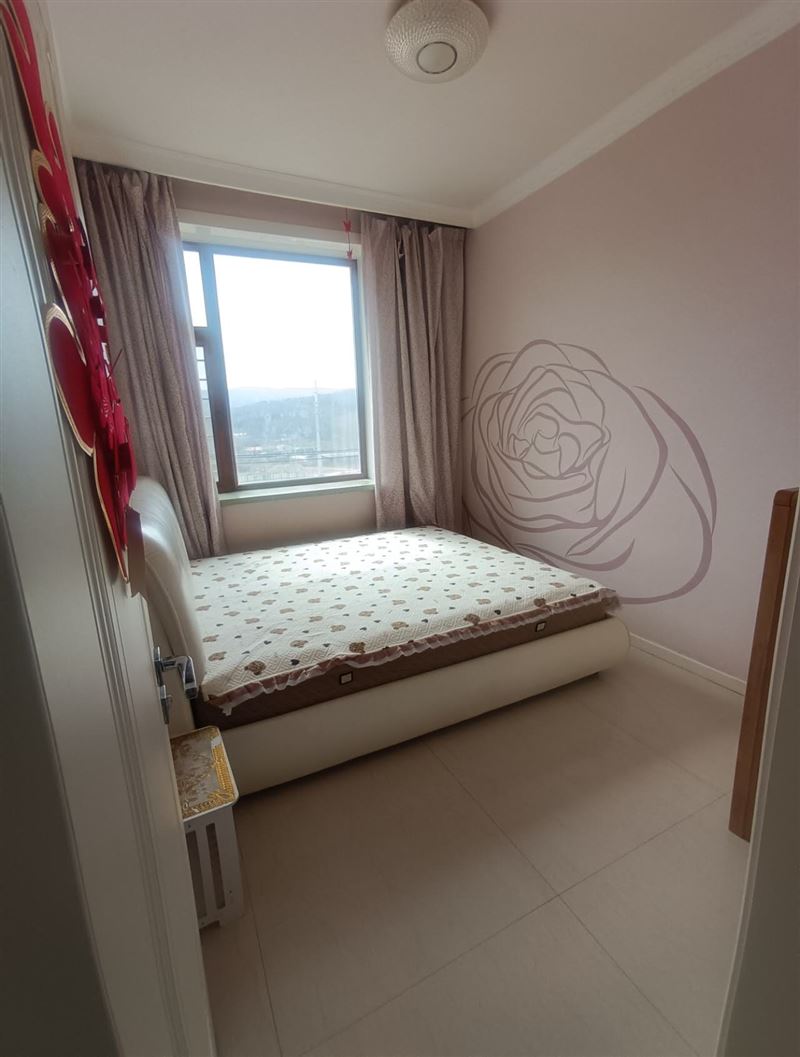 月租：林苑之星一楼三室