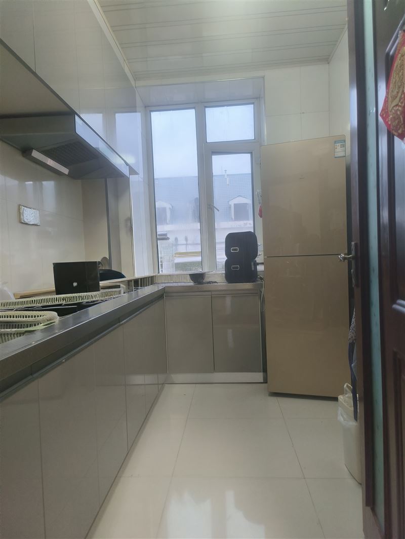 鸿福家园楼房出售