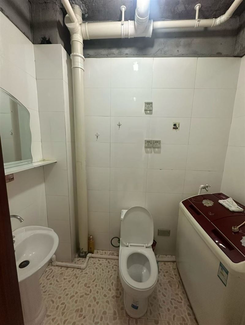 急售桃西附近3楼