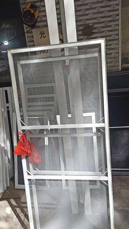 维修门窗,定做纱窗,软包防盗门