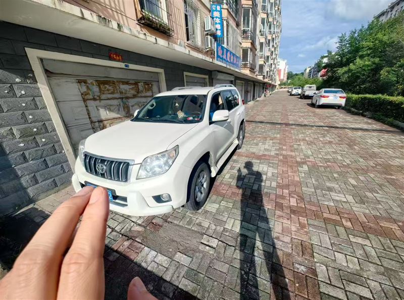 卖中东12年霸道2700