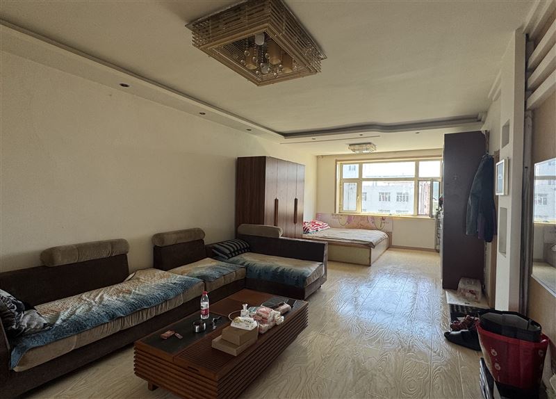 出租怡安小区四号楼房屋