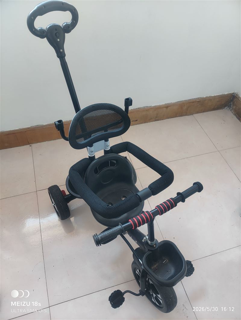 卖幼儿推车