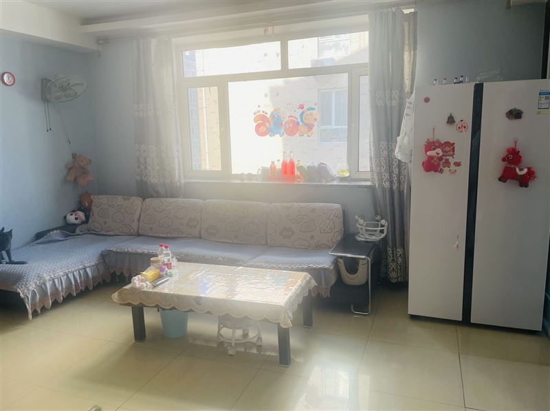 保中学区房4楼出卖